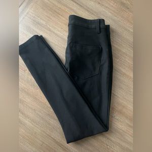 Black pants size 8
